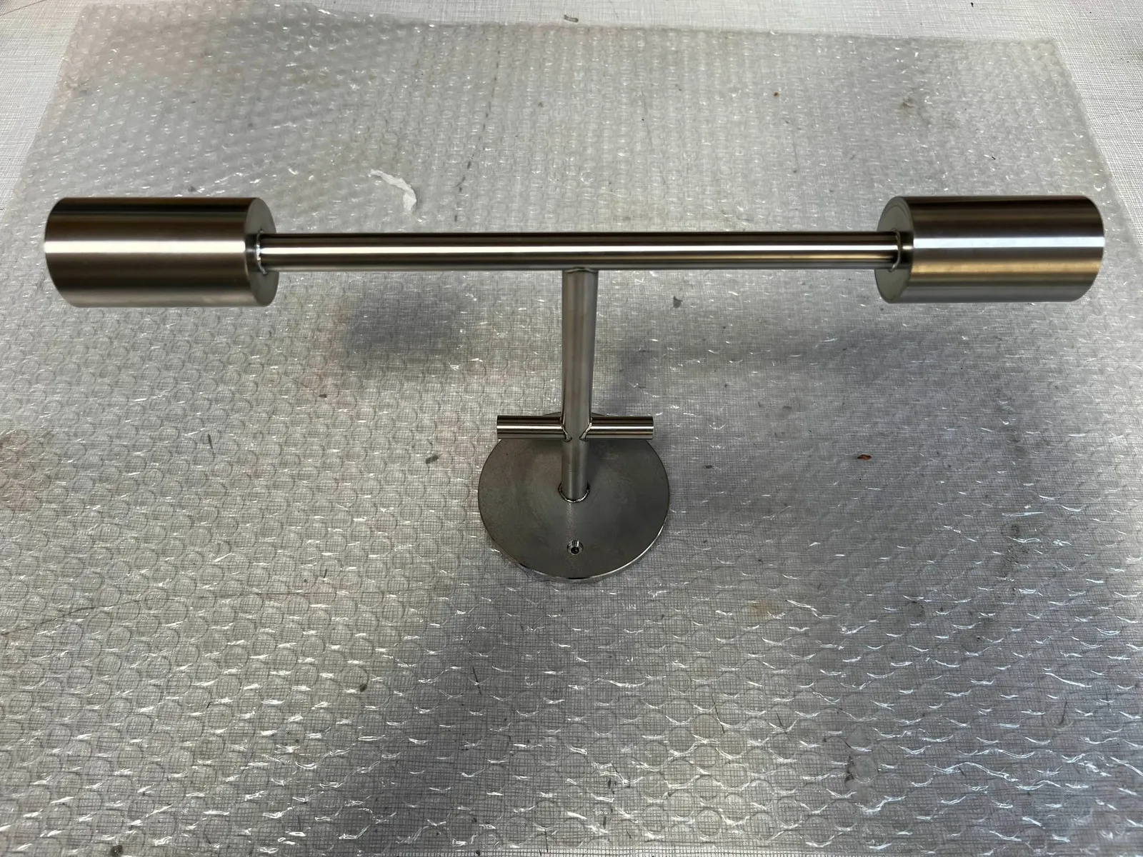 Assemblage laser de deux pièces métalliques