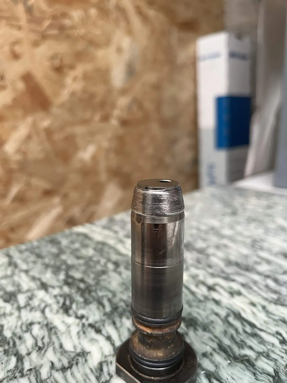 Poussoir : extrémité rechargée au laser puis usinée à la cote