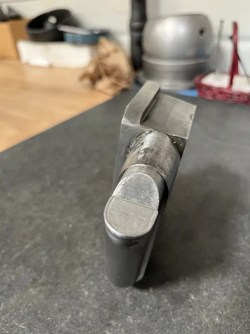 Rechargement laser d'un outillage de plasturgie — précision au dixième