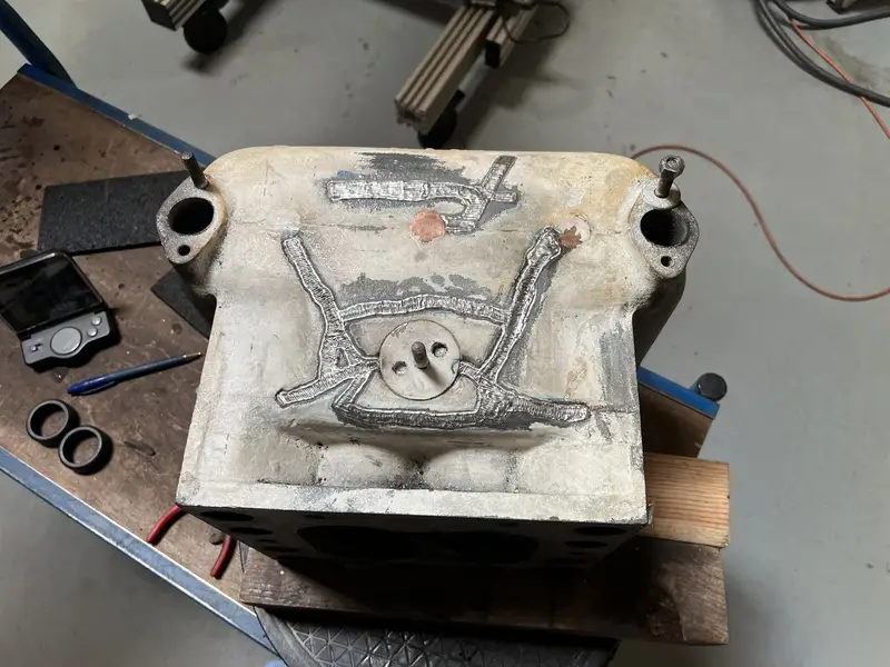 Réparation d'une pièce métallique au laser